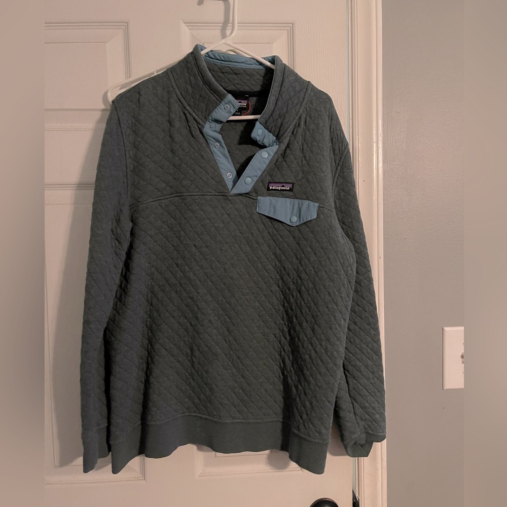 Patagonia Pullover. Womens Large